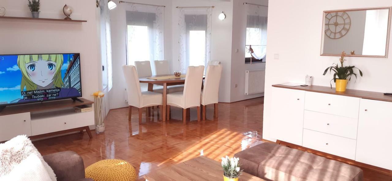 Apartment Golden Fields Smoljanac Bagian luar foto
