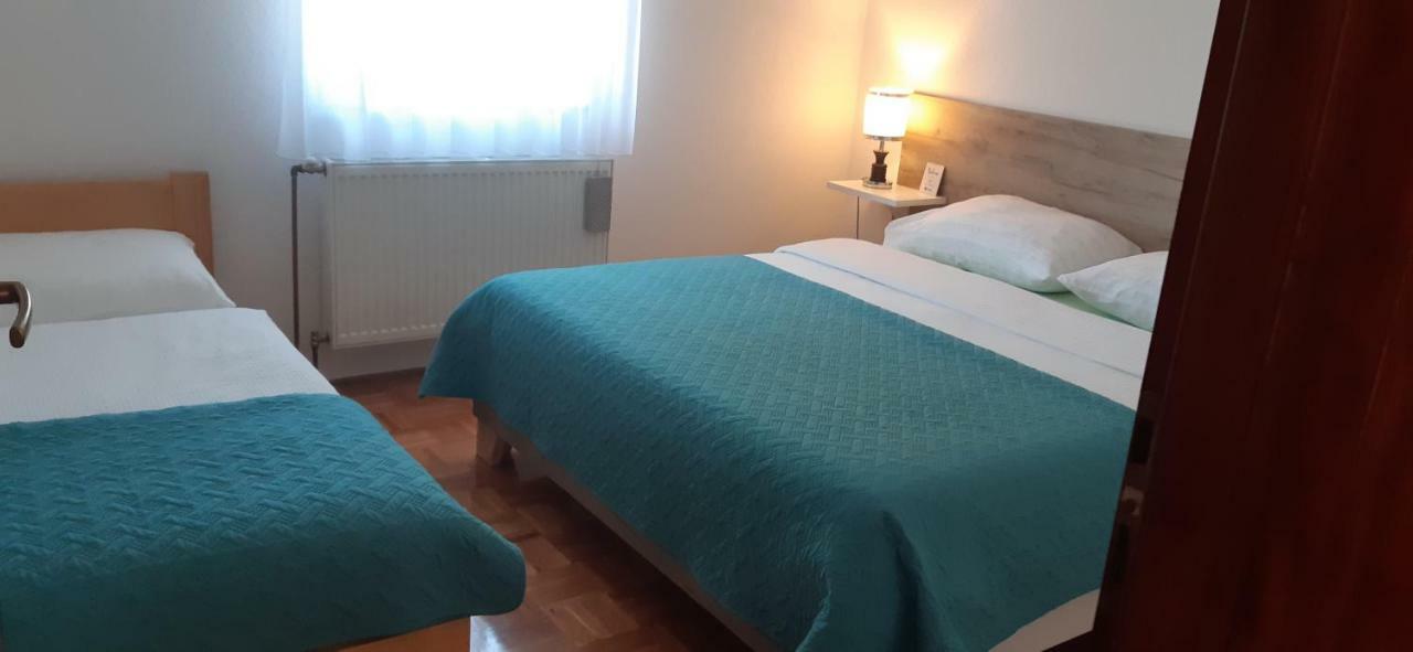 Apartment Golden Fields Smoljanac Bagian luar foto